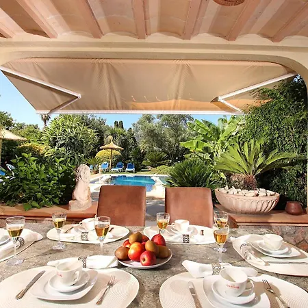 Josep - Maldonado Villa